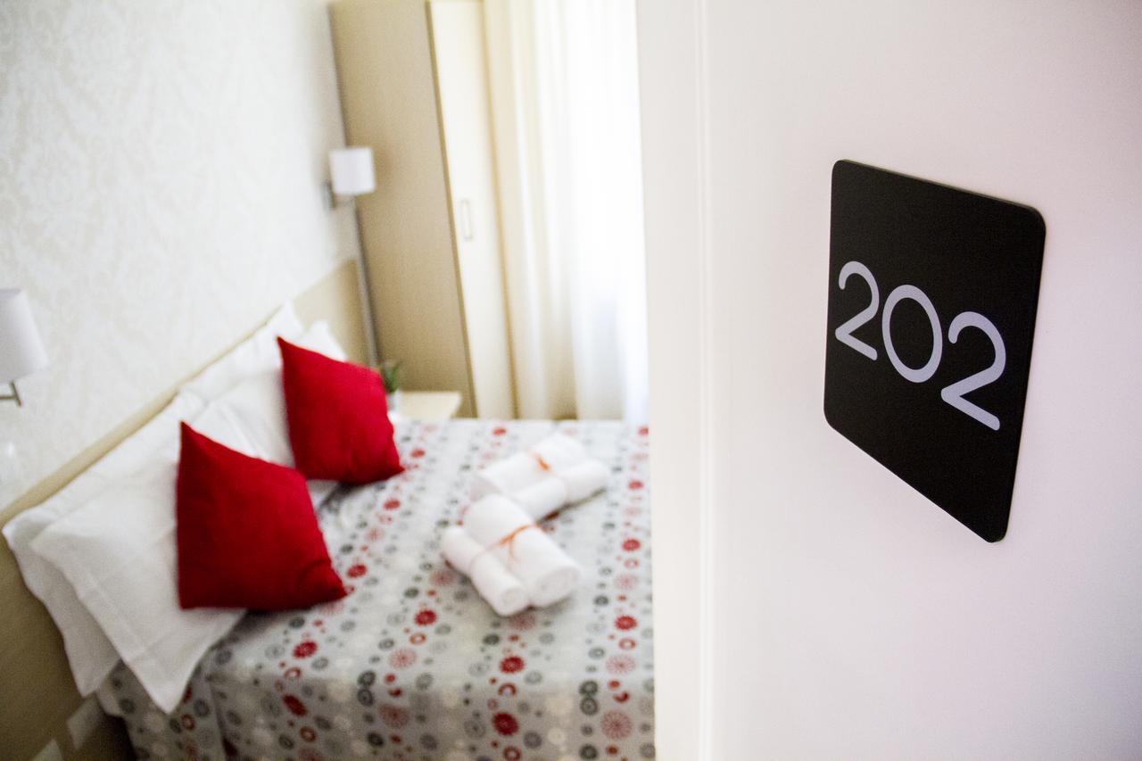 Marta Inn Rome Bagian luar foto